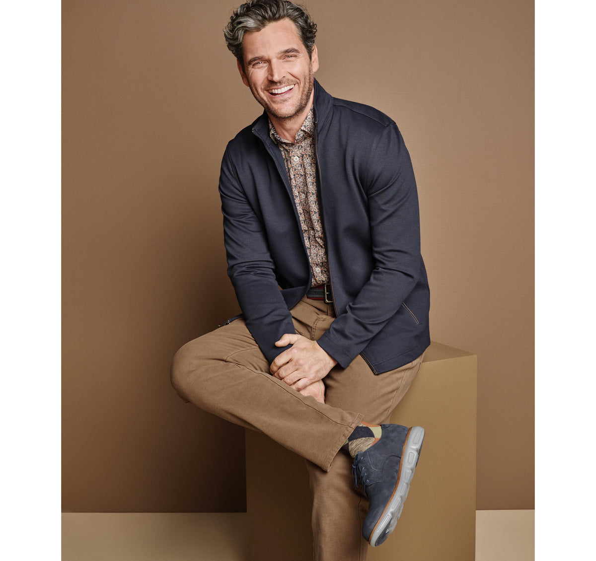 Men's Textured Solid Full Zip / Johnston Murphy