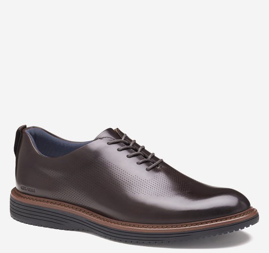 Men's Upton One-Piece Perfed Plain Toe / Johnston Murphy