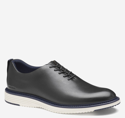 Men's Upton One-Piece Perfed Plain Toe / Johnston Murphy