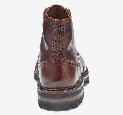 Men's Dudley Lug Wingtip Boot / Johnston Murphy