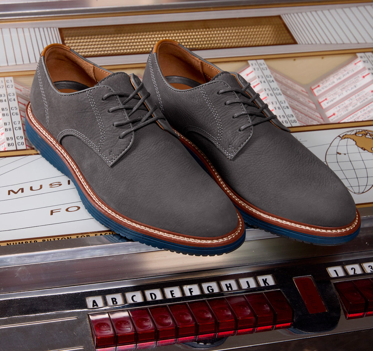 Men's Upton Plain Toe / Johnston Murphy