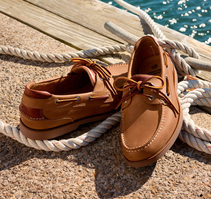 Men's Ventura 2-Eye Boat Shoe / Johnston Murphy