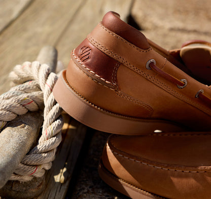 Men's Ventura 2-Eye Boat Shoe / Johnston Murphy