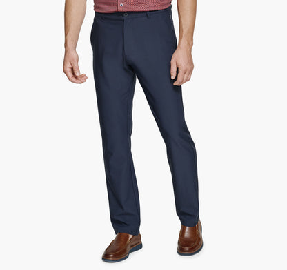 Men's XC4® Performance Flat-Front Pants / Johnston Murphy
