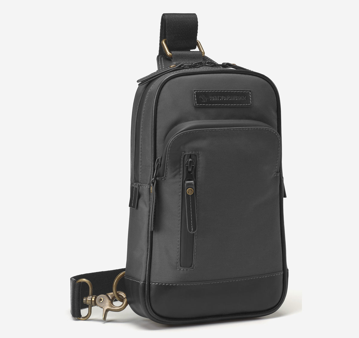 Men's Hudson Waterproof Sling Bag / Johnston Murphy