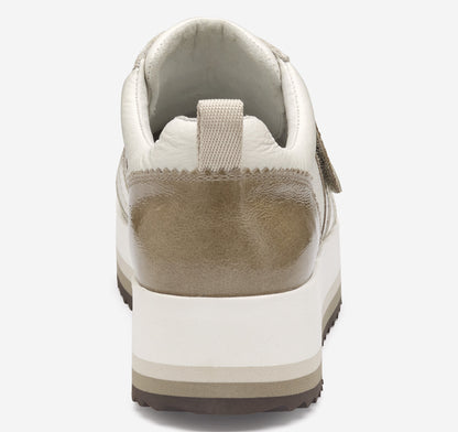 Women's Gracie Double-Strap Sneaker / Johnston Murphy
