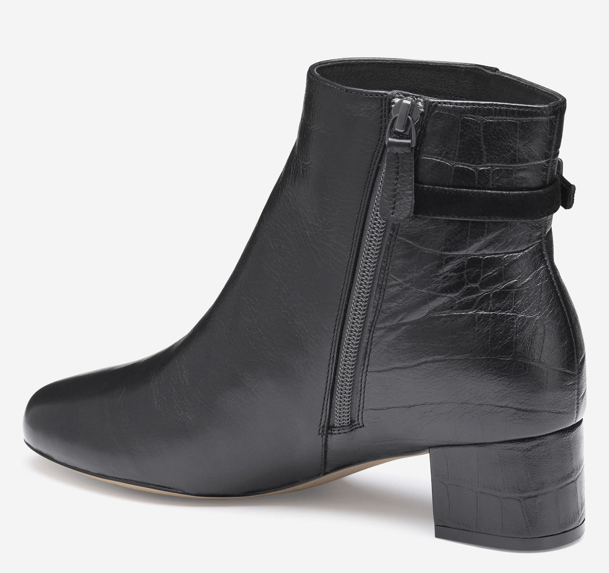 Women's Sienna Belted Bootie / Johnston Murphy