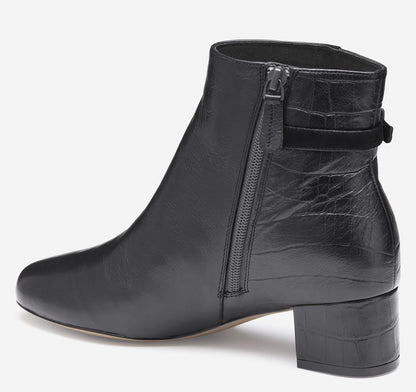 Women's Sienna Belted Bootie / Johnston Murphy
