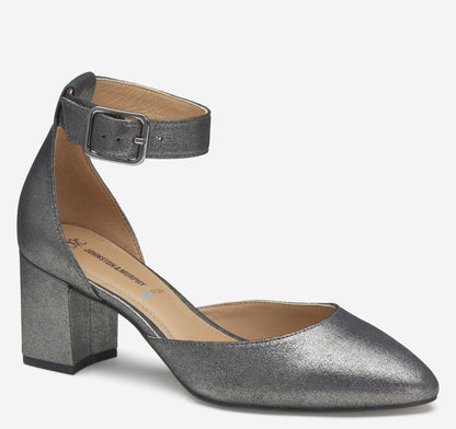 Women's Vicki Ankle Strap / Johnston Murphy